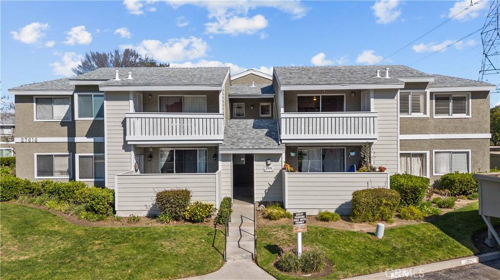 Saugus, CA 91350,27616 Susan Beth WAY #I