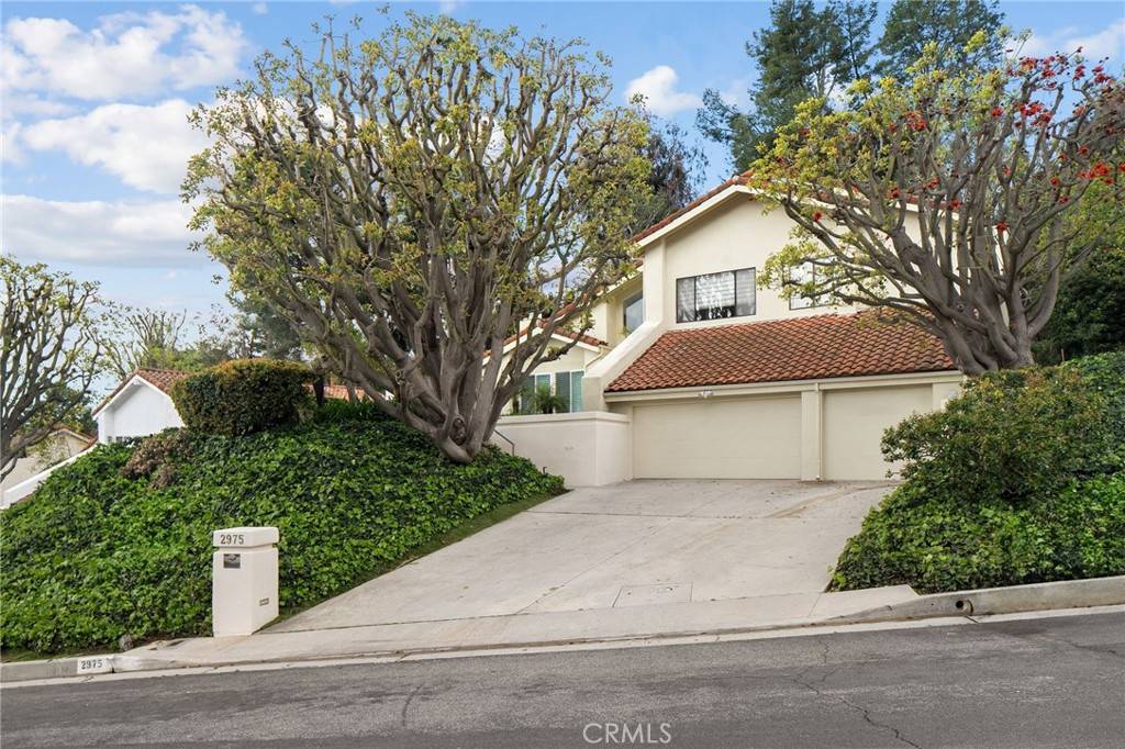 Los Angeles, CA 90077,2975 Tiffany CIR