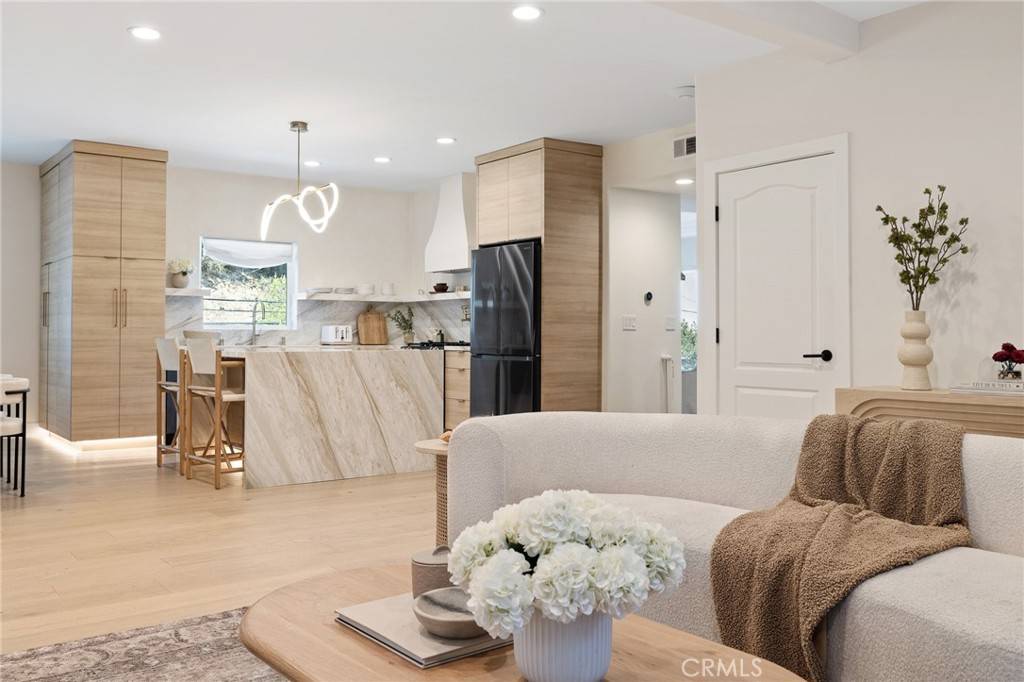 Studio City, CA 91604,3600 Coldwater Canyon
