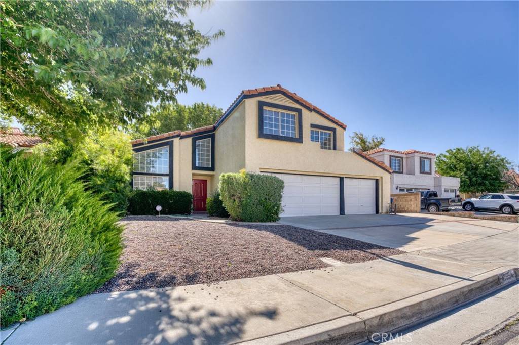 Lancaster, CA 93536,43954 Blue Sky CT