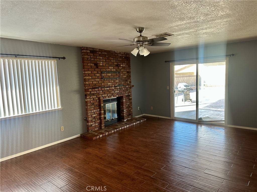 Lancaster, CA 93535,1819 Acosta AVE