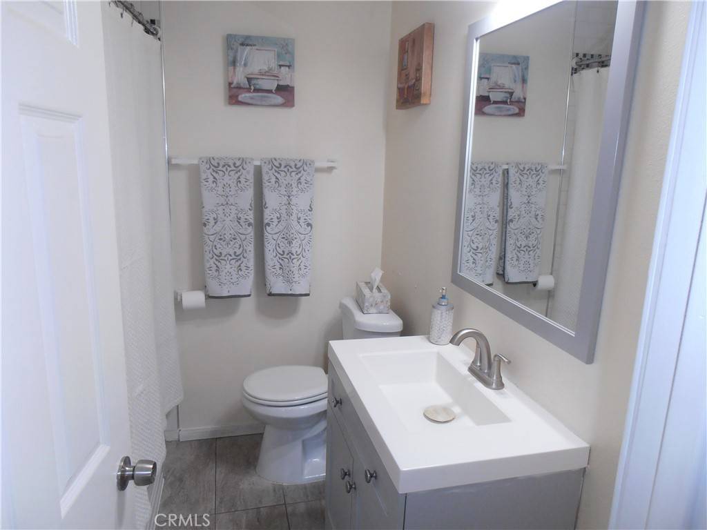 Pacoima, CA 91331,13501 Terra Bella ST