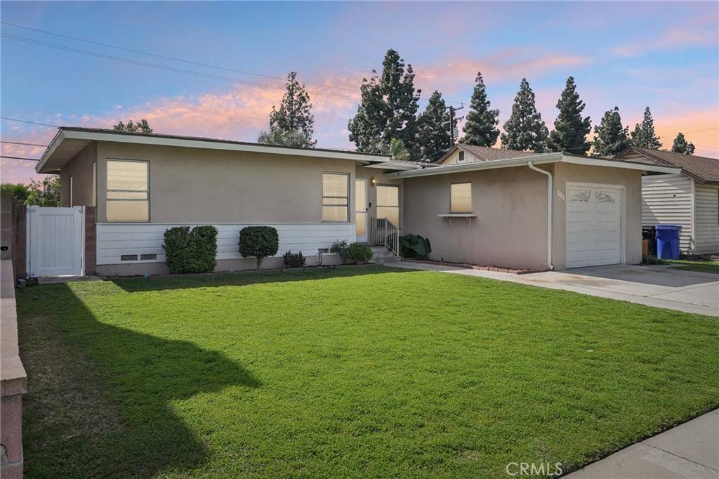 Downey, CA 90241,9602 Cecilia ST