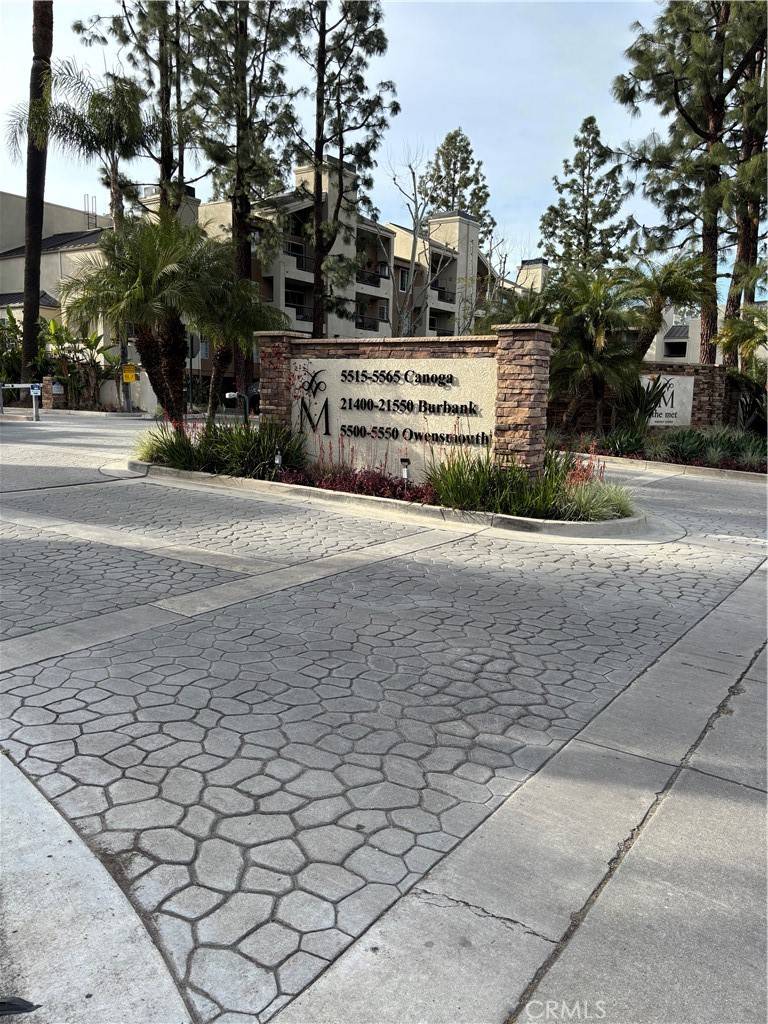 Woodland Hills, CA 91367,21520 Burbank BLVD #303