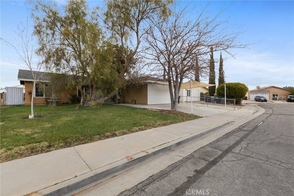 Lancaster, CA 93536,3719 W Avenue K12