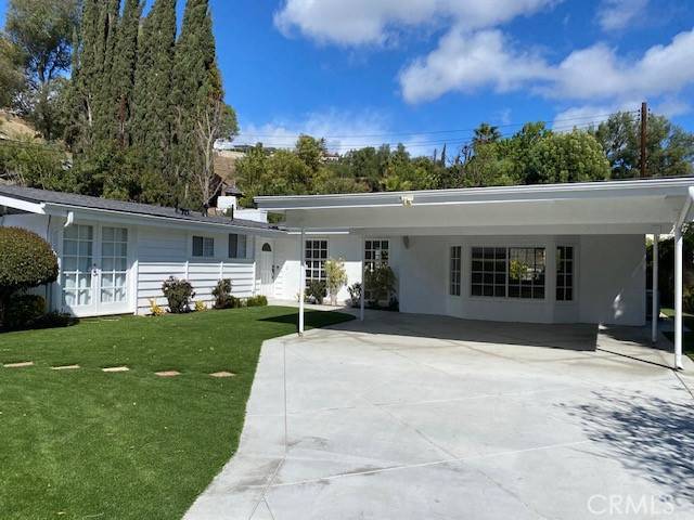 Woodland Hills, CA 91364,5008 Calabash PL
