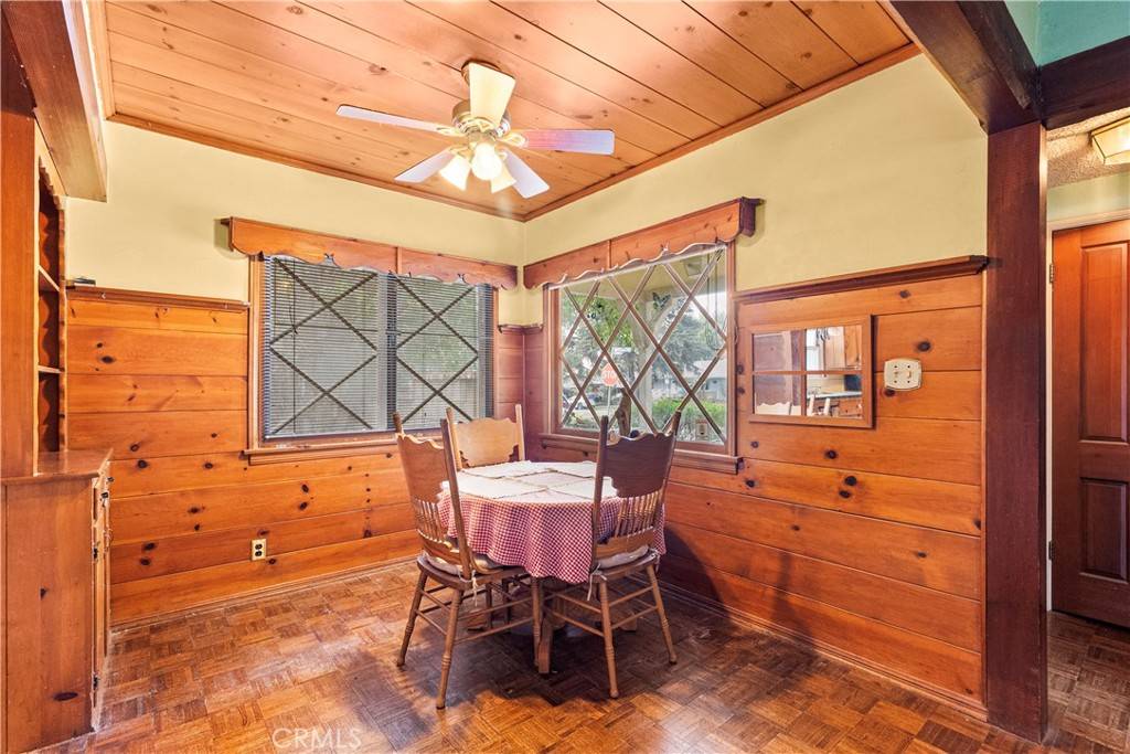 Granada Hills, CA 91344,11046 White Oak AVE