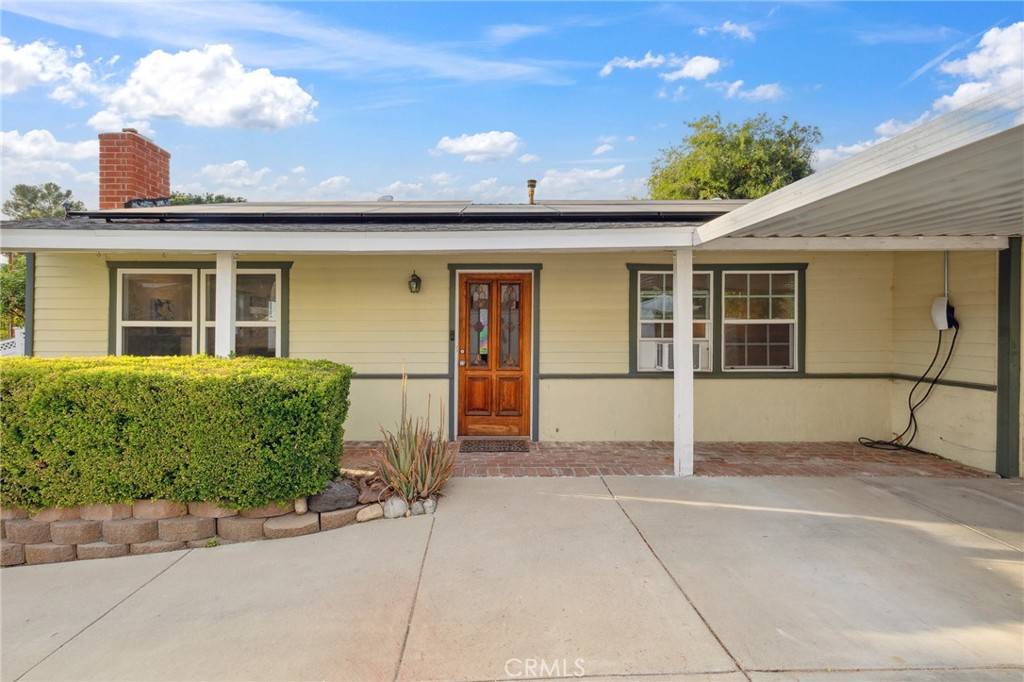 Sunland, CA 91040,10708 Sable AVE