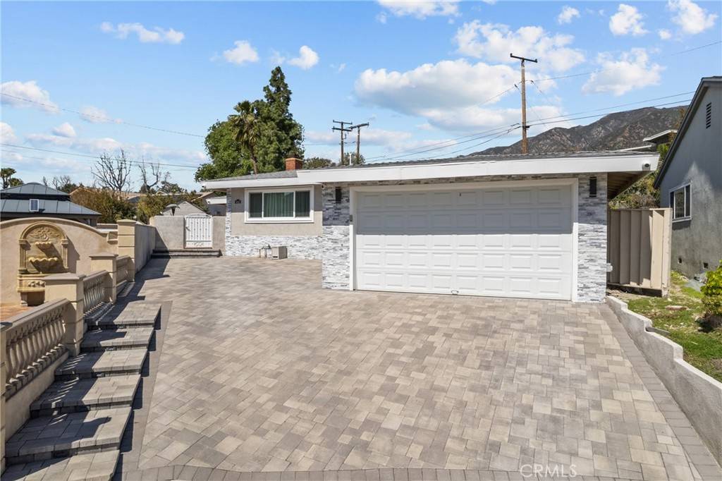 La Crescenta, CA 91214,4613 Hume AVE