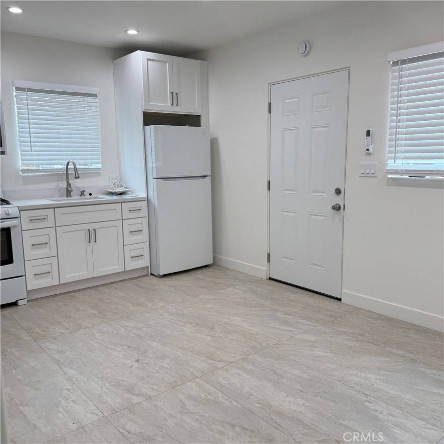 Reseda, CA 91335,6531 Jamieson