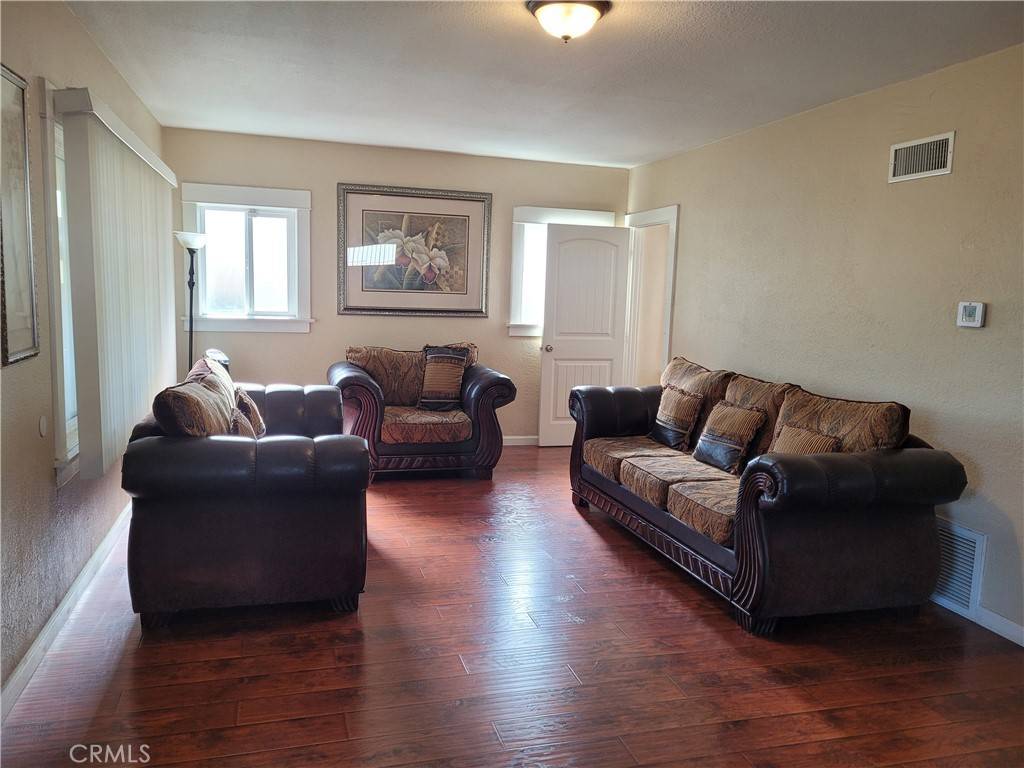 San Bernardino, CA 92410,1060 N Pershing AVE