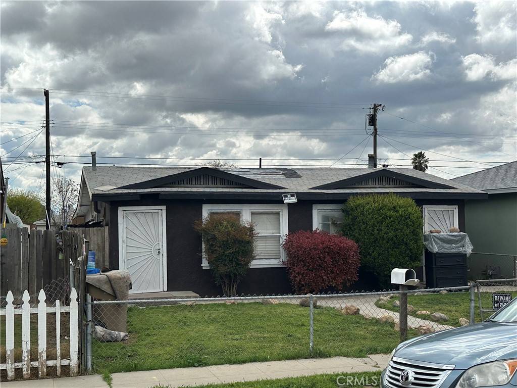 Bakersfield, CA 93308,407 1/2 Washington AVE