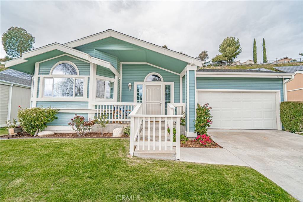 Canyon Country, CA 91351,20195 Northcliff Drive