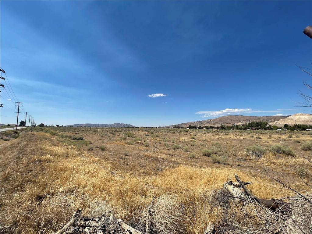 Tehachapi, CA 93561,15300 Highline RD