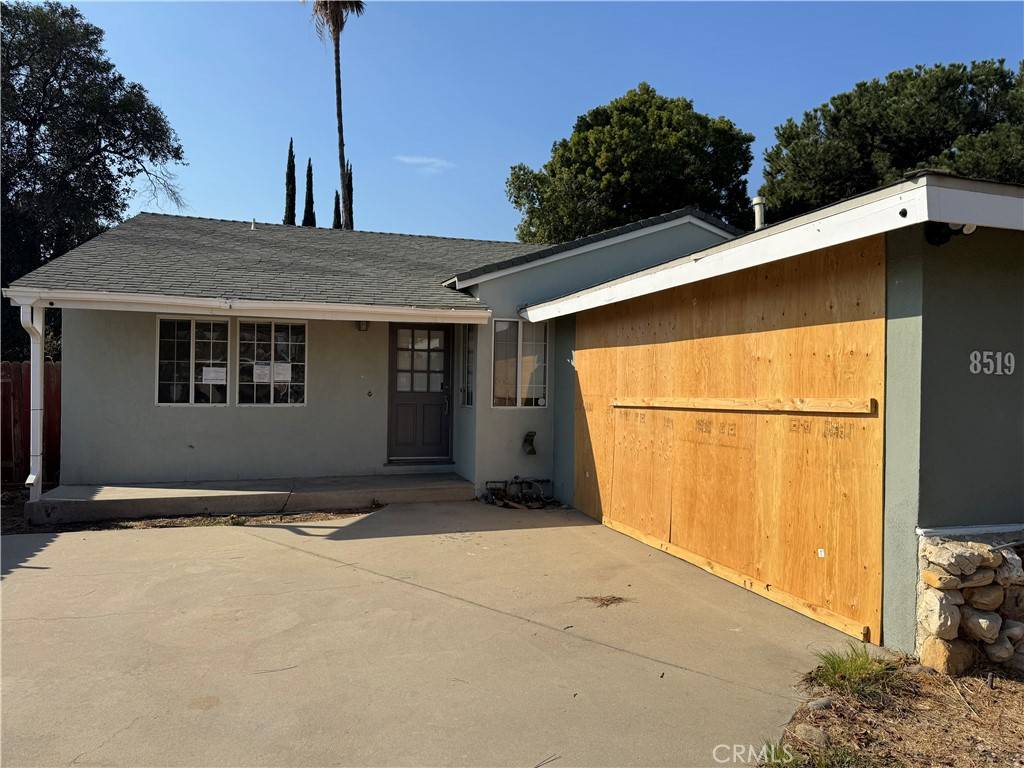 Northridge, CA 91324,8519 Yolanda AVE