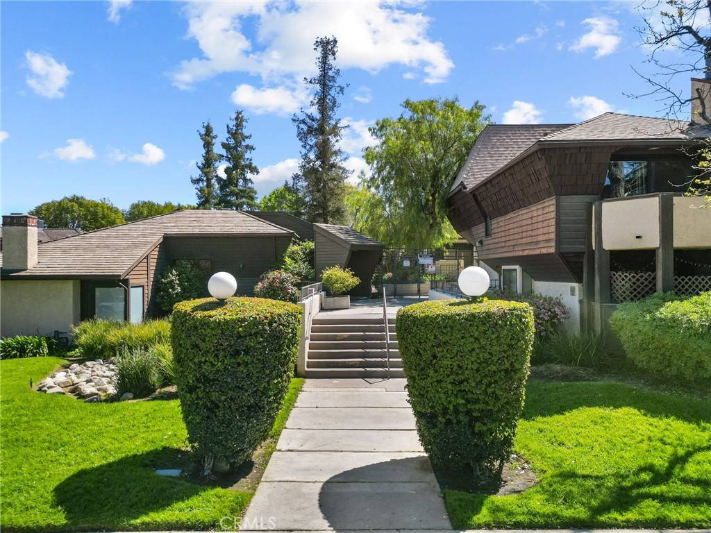 Van Nuys, CA 91405,15050 Sherman Way #124