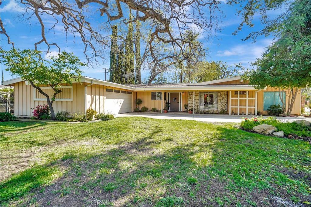 Woodland Hills, CA 91367,5500 Fenwood AVE