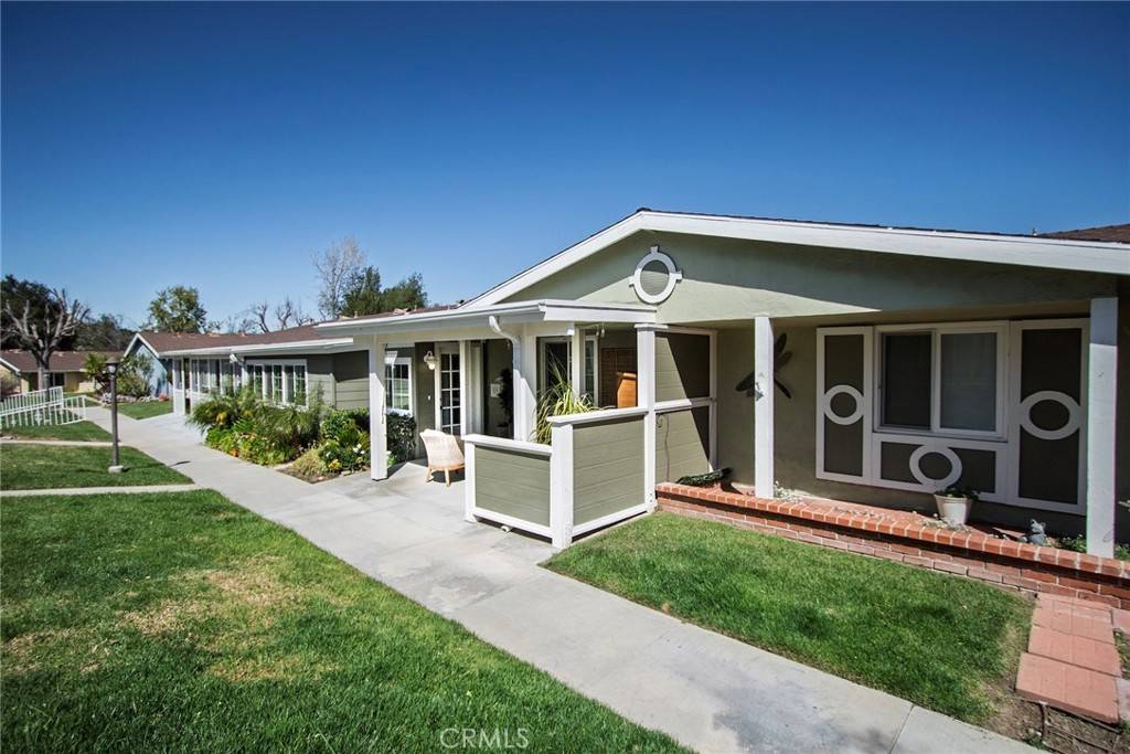 Newhall, CA 91321,19235 Avenue Of The Oaks #B