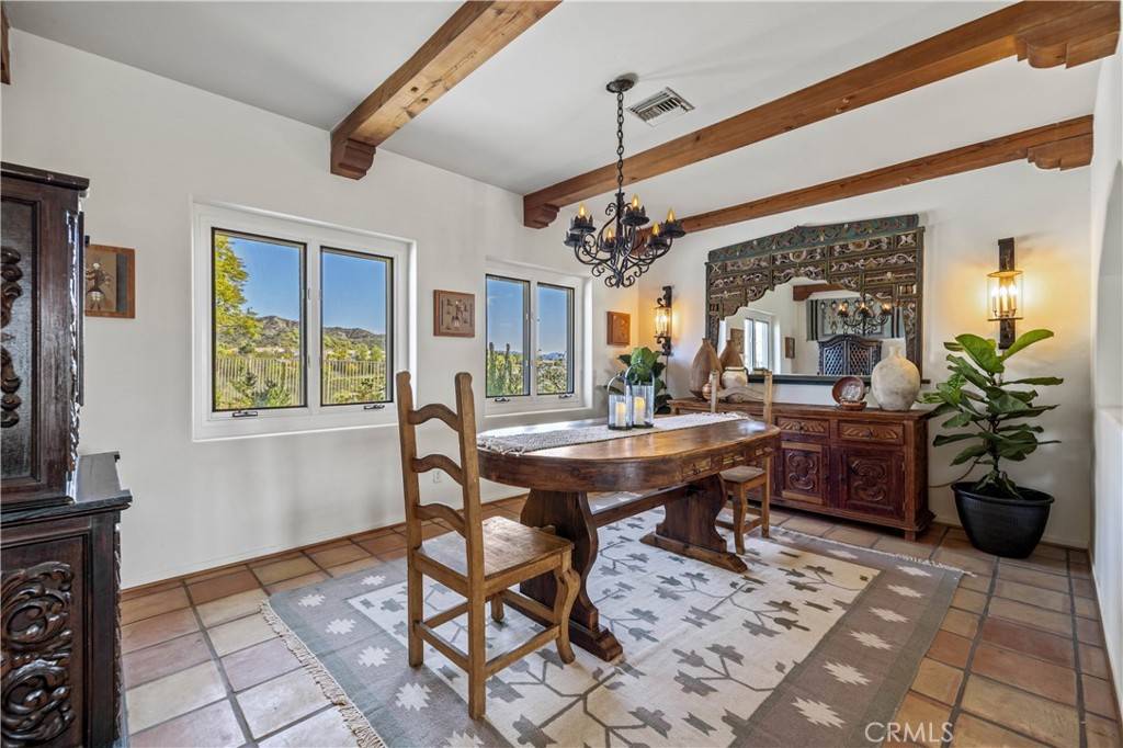 Castaic, CA 91384,30470 Sloan Canyon RD