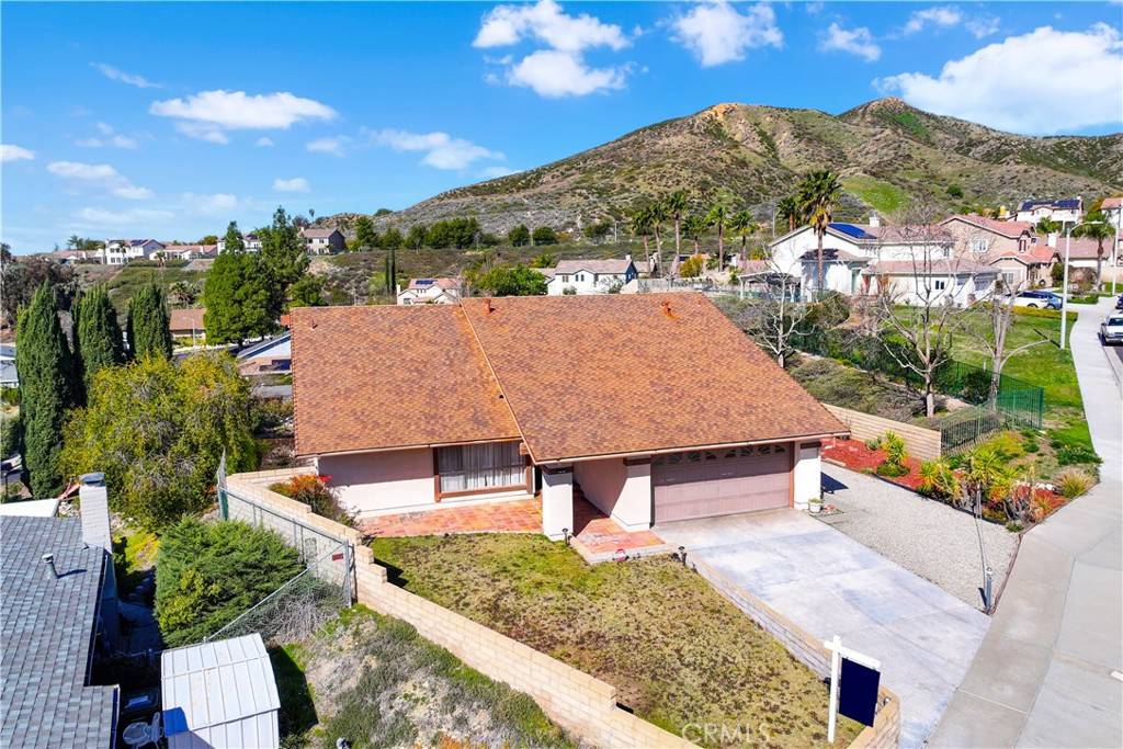 Canyon Country, CA 91351,28217 Tambora DR
