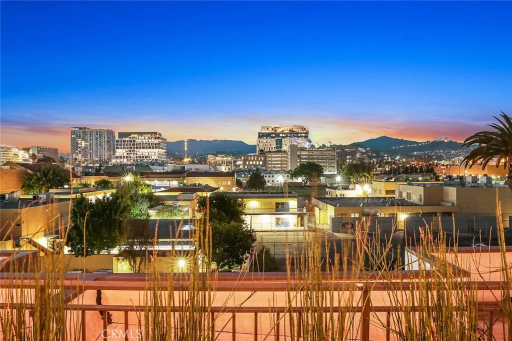 Hollywood, CA 90038,5820 La Mirada AVE #406