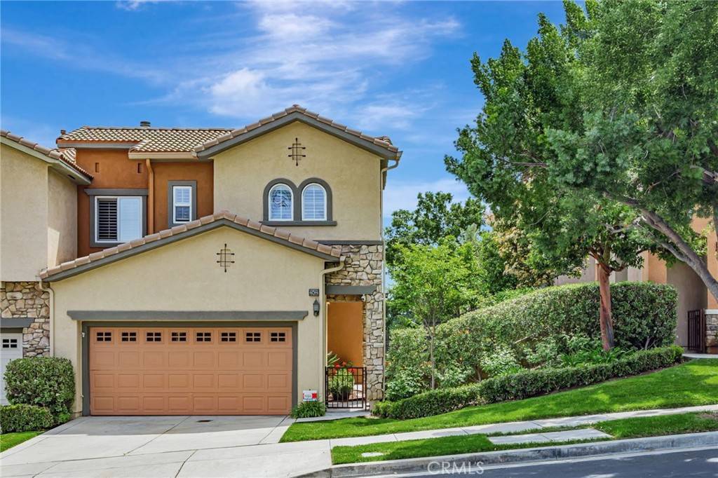 Valencia, CA 91381,25632 Via Ventana