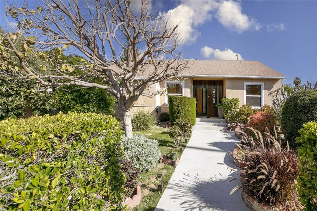 Winnetka, CA 91306,20355 Mobile ST