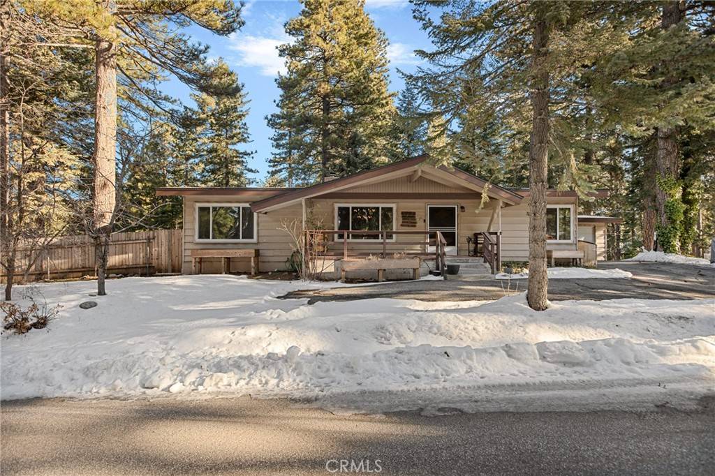 Running Springs, CA 92382,31466 Frontier DR
