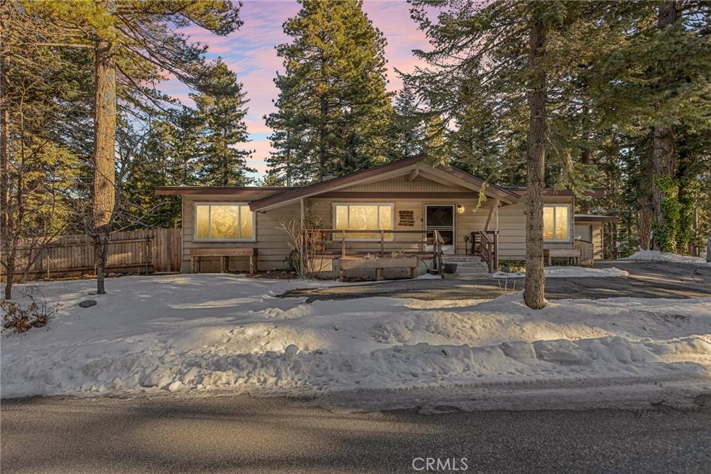 Running Springs, CA 92382,31466 Frontier DR
