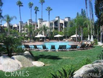 Woodland Hills, CA 91367,21450 Burbank BLVD #209