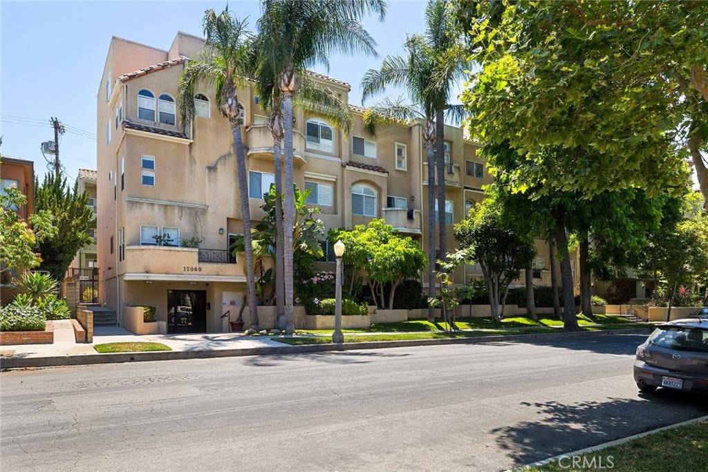 Studio City, CA 91604,12060 Hoffman ST #106