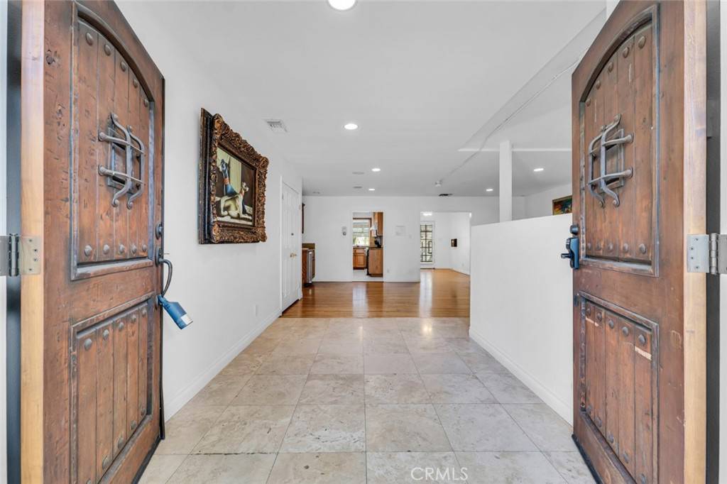 Woodland Hills, CA 91367,22209 Dolorosa ST