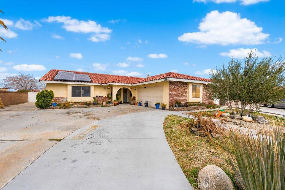 Lancaster, CA 93534,1827 Louise AVE