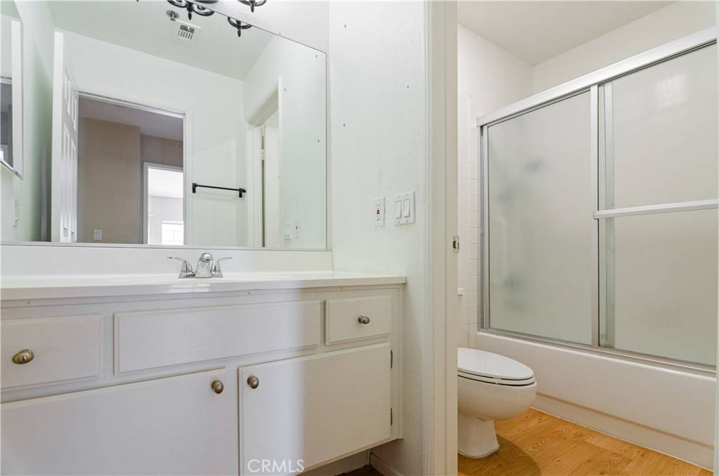 Oak Park, CA 91377,653 Oak Run TRL #TL402