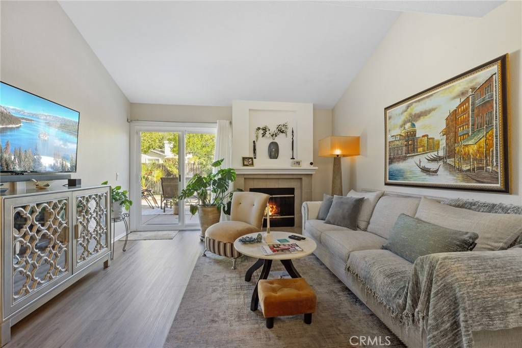 Simi Valley, CA 93063,6029 Oldenberg WAY