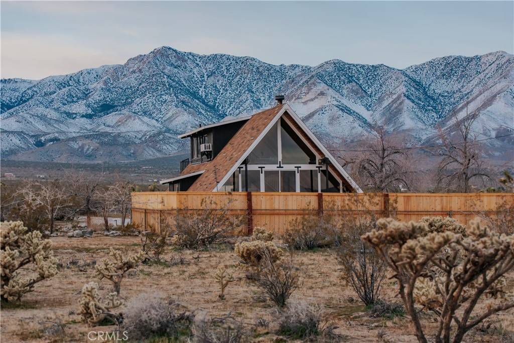 Lucerne Valley, CA 92356,31561 Carson ST