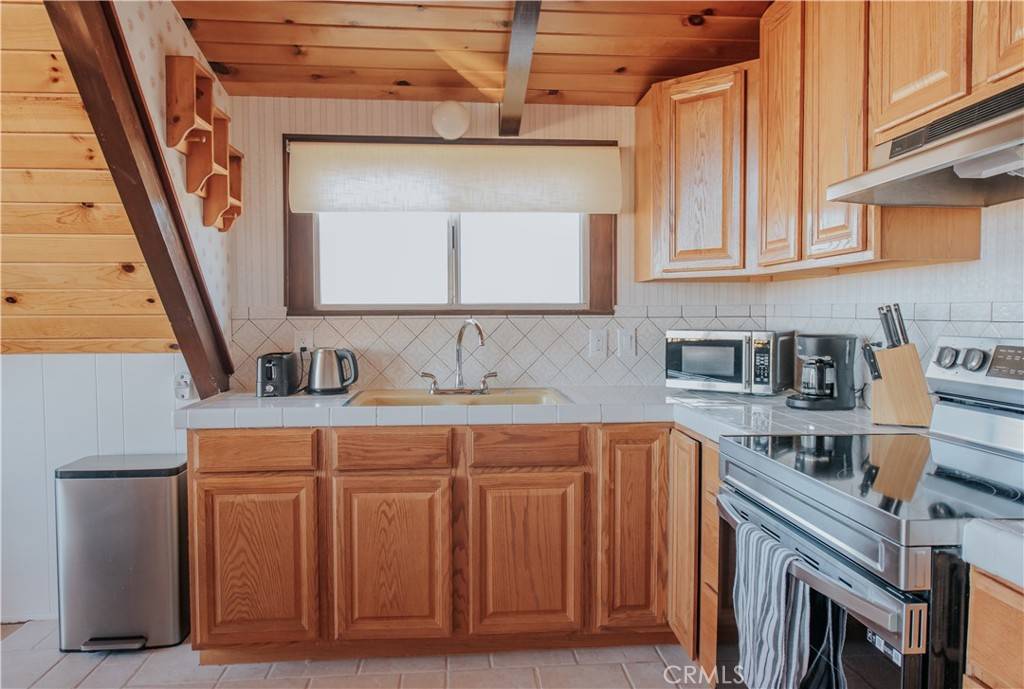 31561 Carson ST Lucerne Valley, CA 92356