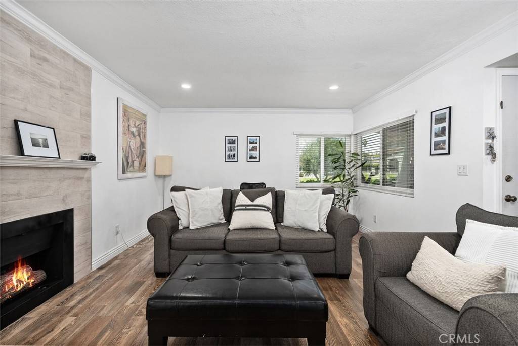 Westlake Village, CA 91361,32106 Watergate RD