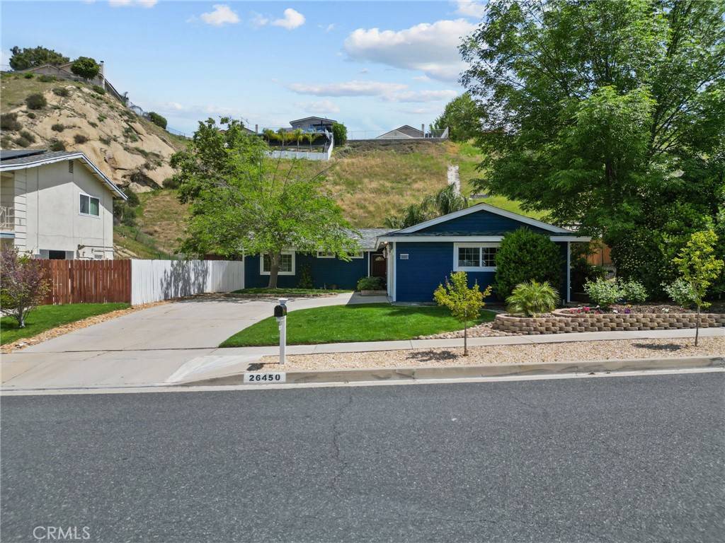 Newhall, CA 91321,26450 Ridge Vale DR