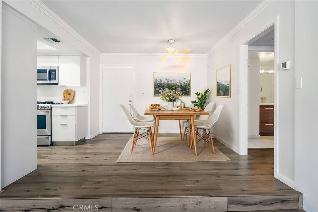 Agoura Hills, CA 91301,29105 Thousand Oaks BLVD #J