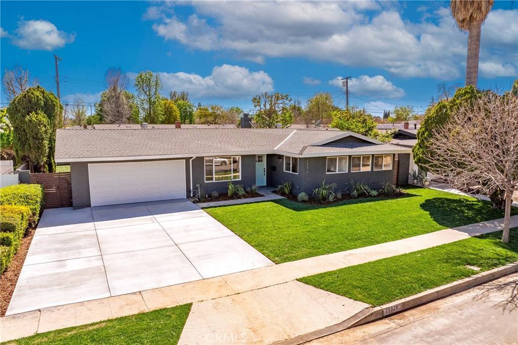 Chatsworth, CA 91311,20226 Labrador ST