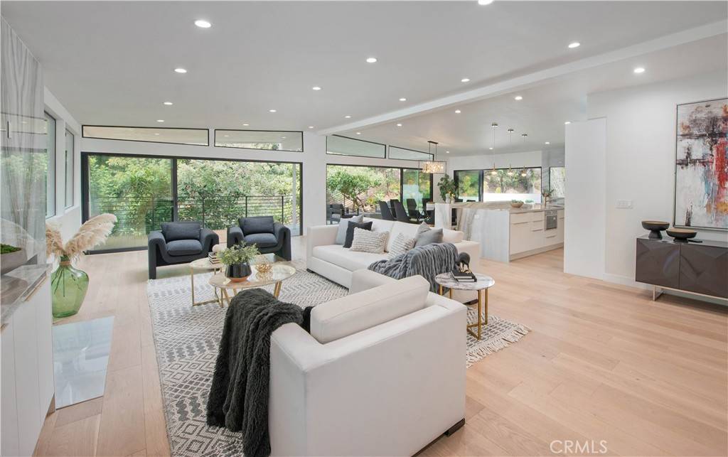 Sherman Oaks, CA 91423,3920 Weslin AVE