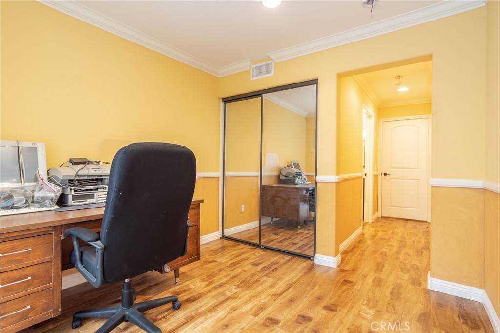 Tujunga, CA 91042,10148 Fernglen AVE #2
