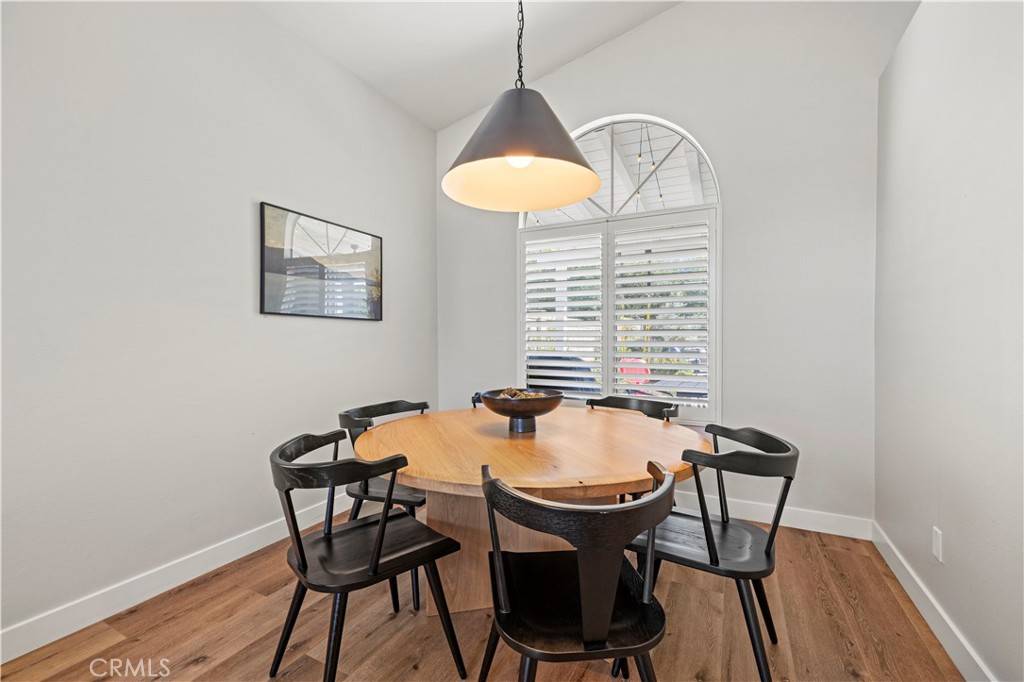 Saugus, CA 91350,22408 Oxford LN