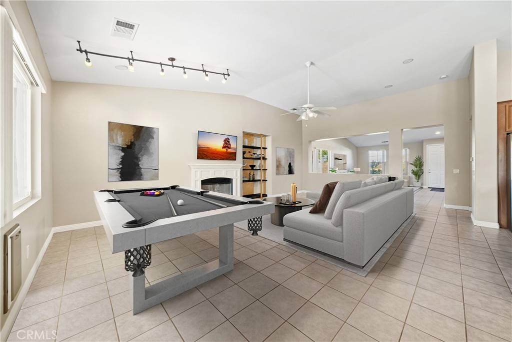 42532 Marsuerite WAY Lancaster, CA 93536
