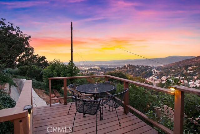 Los Angeles, CA 90068,3112 Goodview TRL