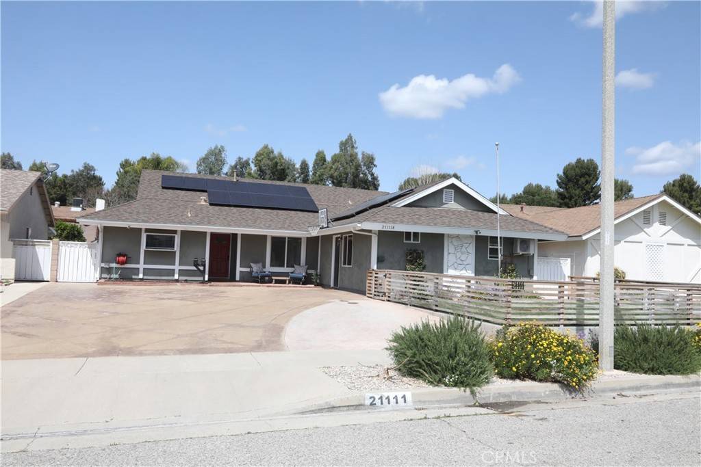 Saugus, CA 91350,21111 Winterset DR