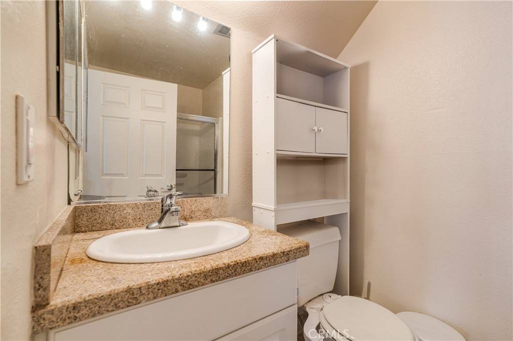 21400 Burbank BLVD #313 Woodland Hills, CA 91367