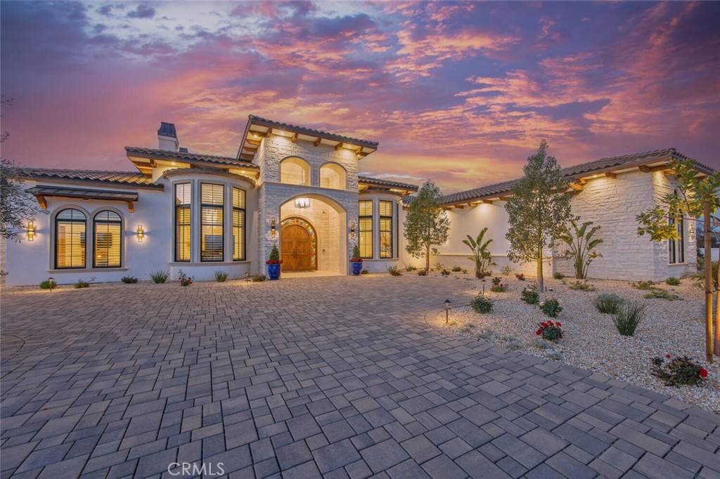 Camarillo, CA 93010,277 Crestview AVE