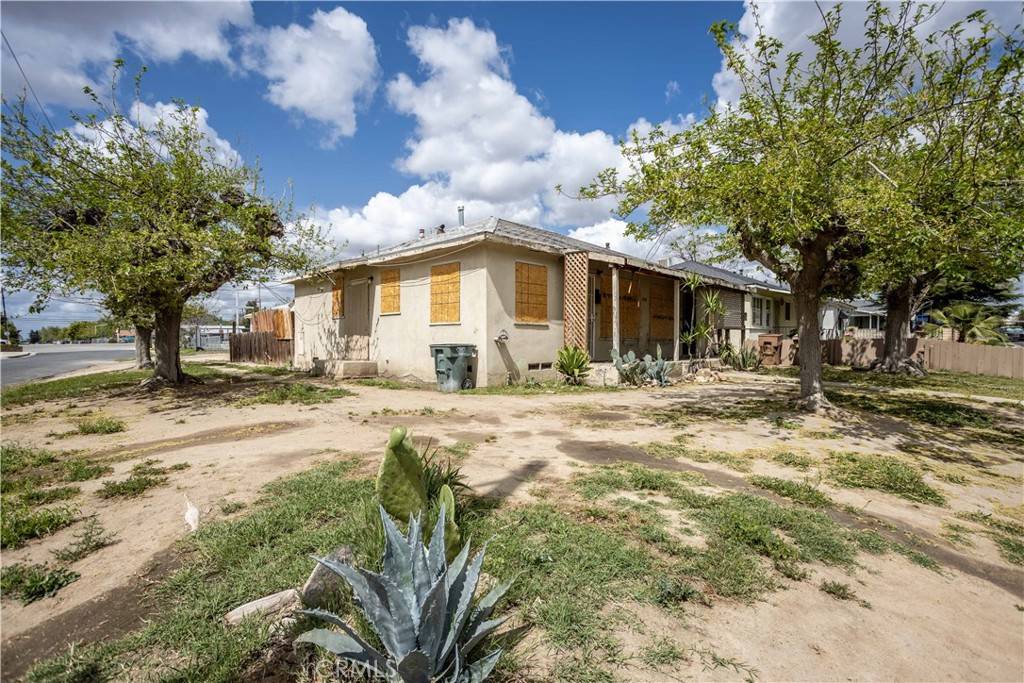 Bakersfield, CA 93308,2101 Carrere ST